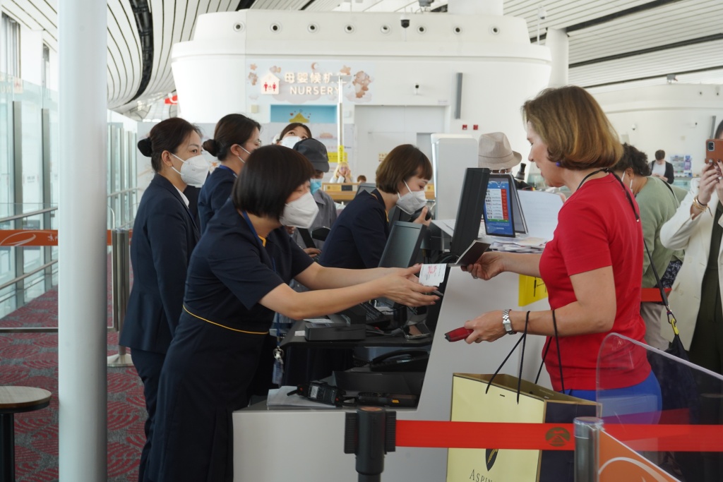 首新地服代理英国航空成功通航大兴机场